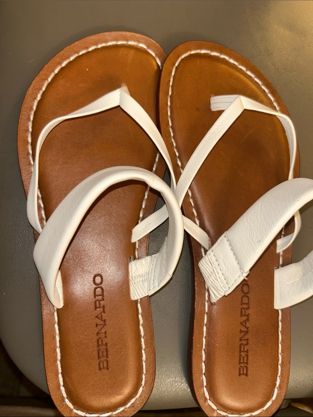 Bernardo White Strap Tan Footbed Leather Sandals